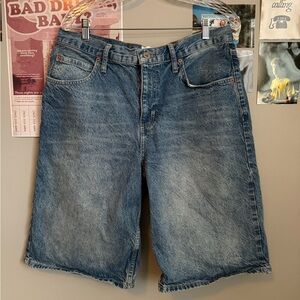 BDG Women’s blue denim jorts